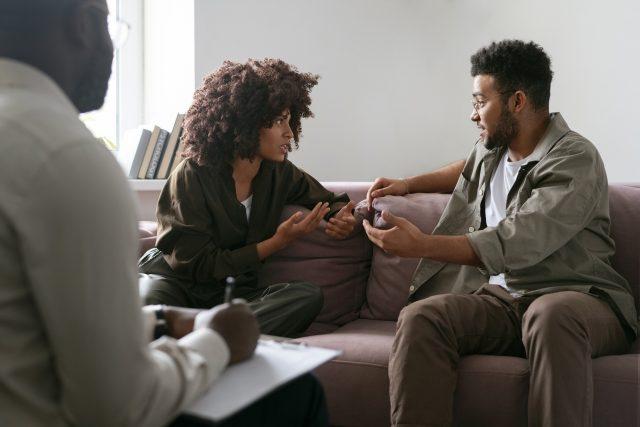 https://couplesinstituteofcolorado.com/wp-content/uploads/2024/11/people-sharing-feelings-emotions-group-therapy-sessionjpg-couples-institute-of-colorado-640x427.jpg