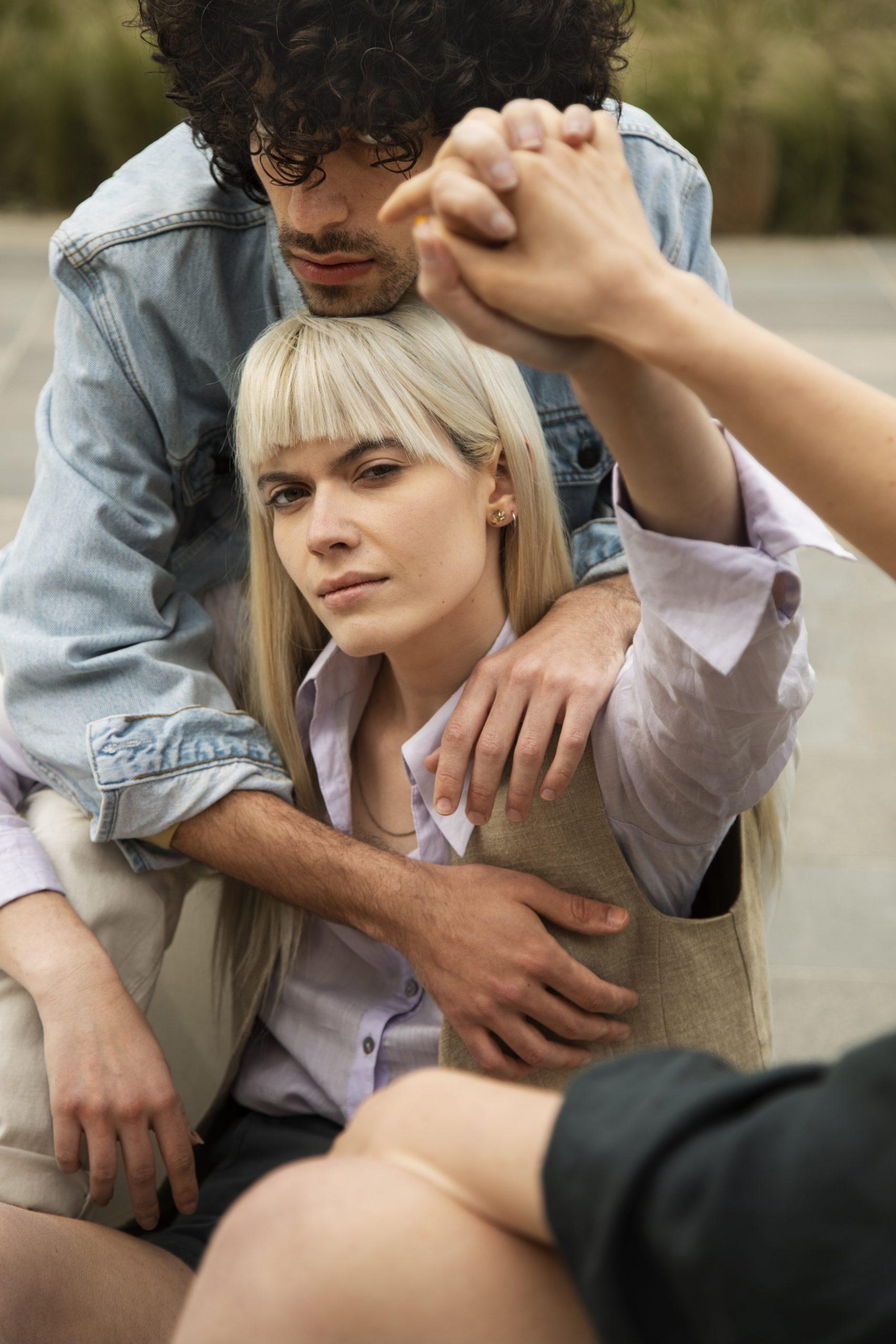 open-relationship-partners-holding-hands-love open-relationship-partners-holding-hands-love